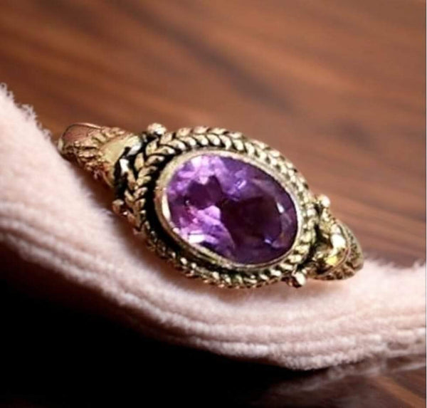 Sterling Silver Amethyst Ring, Item #SS174
Size 6 (Dainty)