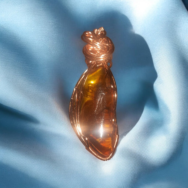 Amber, Item #P2639