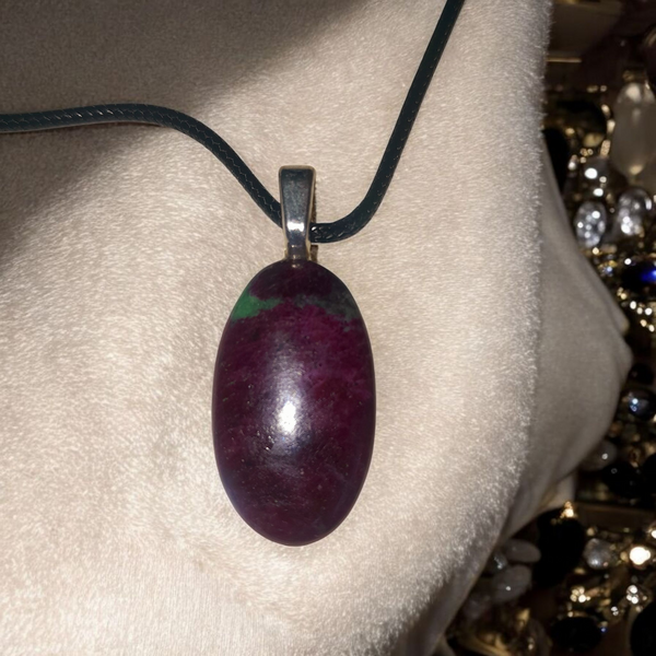 Ruby Zoesite, Item #P3244