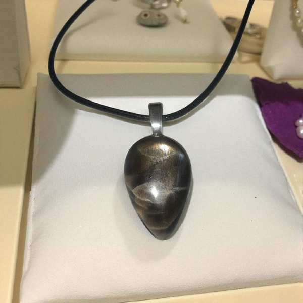 Black Moonstone, Item #P3210