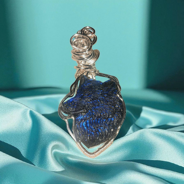 Blue Labradorite Carved Wolf, Item #P3144