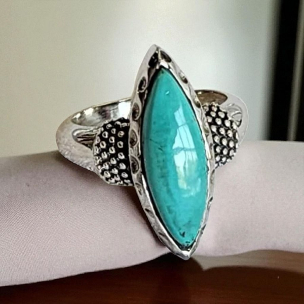 Sterling Silver Turquoise Ring, Item #SS218 - Size 7.25