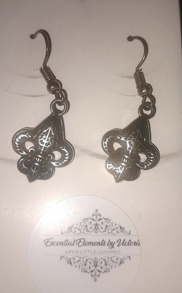 Fleur-de-lis, Item #B030