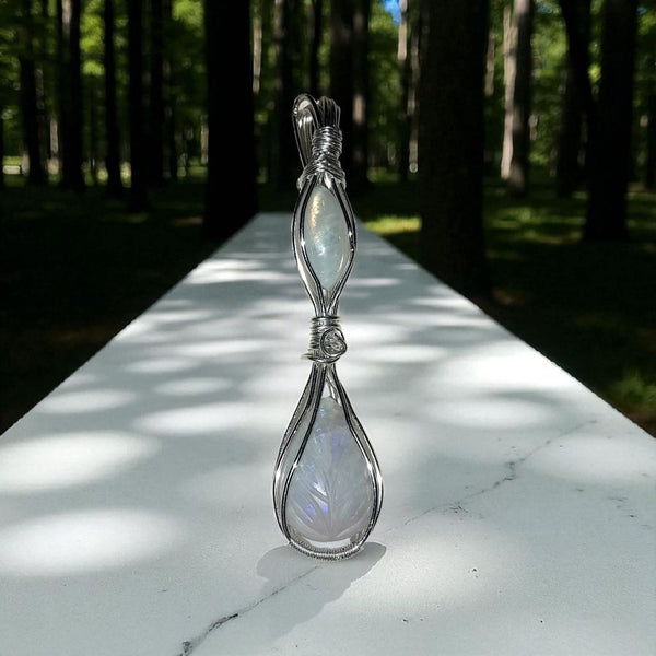 Double Moonstone, Item #P3176