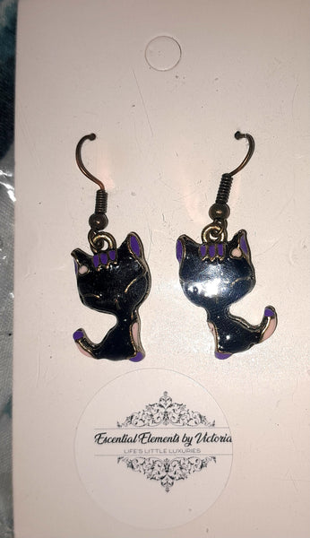 Pretty Kitties - Item #B020