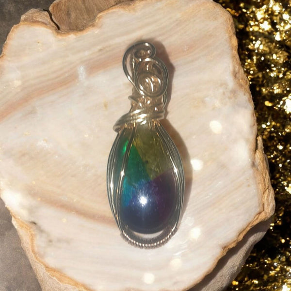 Labradorite (Color Enhanced), Item #P3196