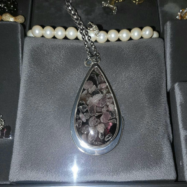 Tourmaline Chips in Teardrop Setting, Item #P3219