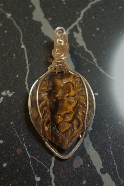 Tiger's Eye Carved Lion, Item #P3318
